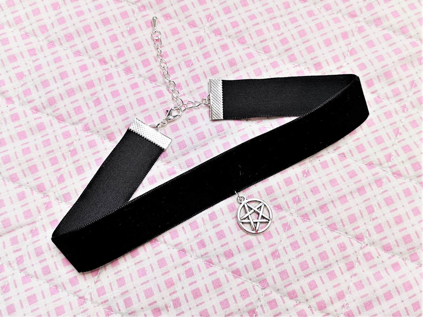 Pentacle Pentagram Witchy Pagan Black Velvet Choker