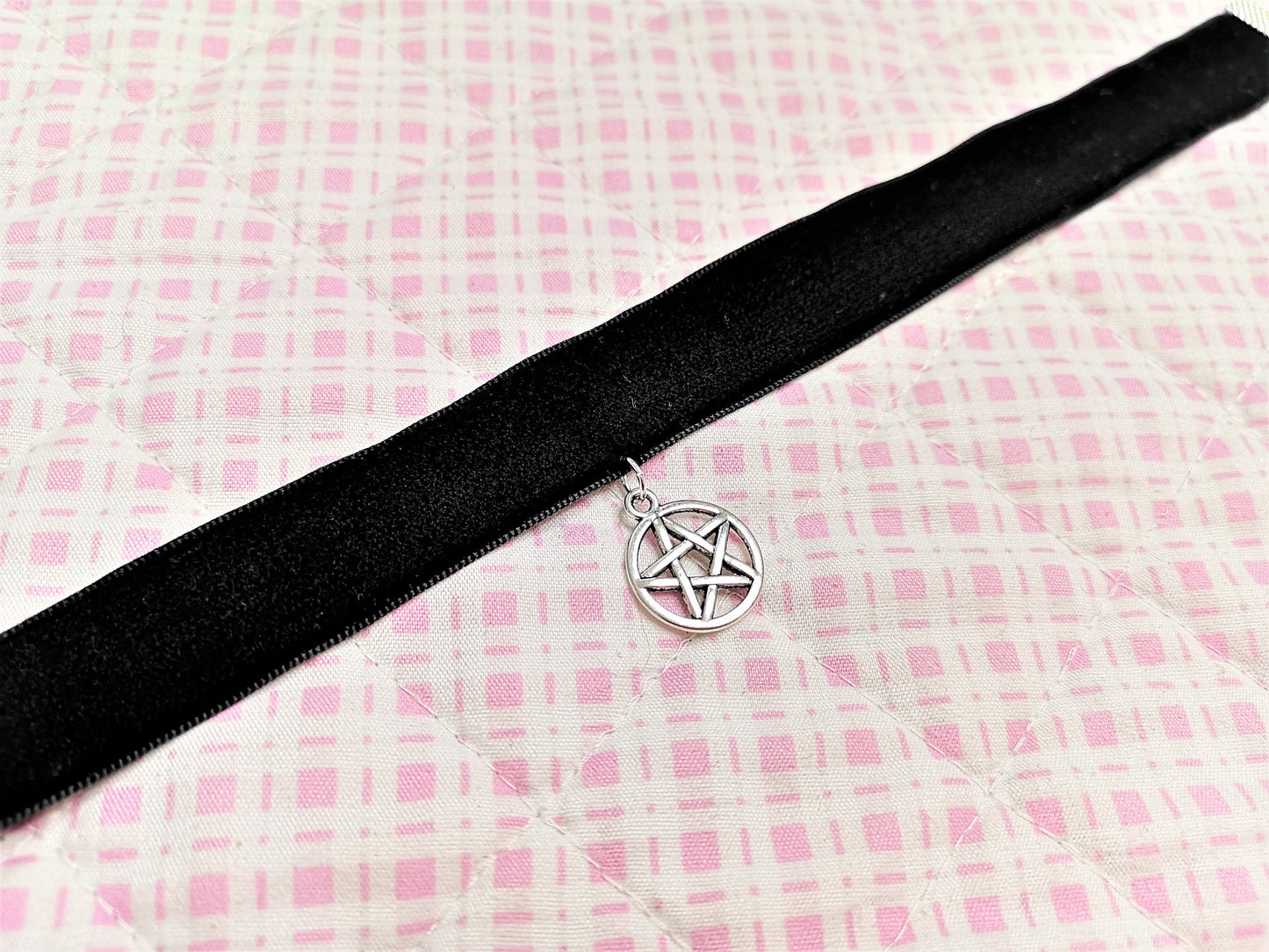 Pentacle Pentagram Witchy Pagan Black Velvet Choker